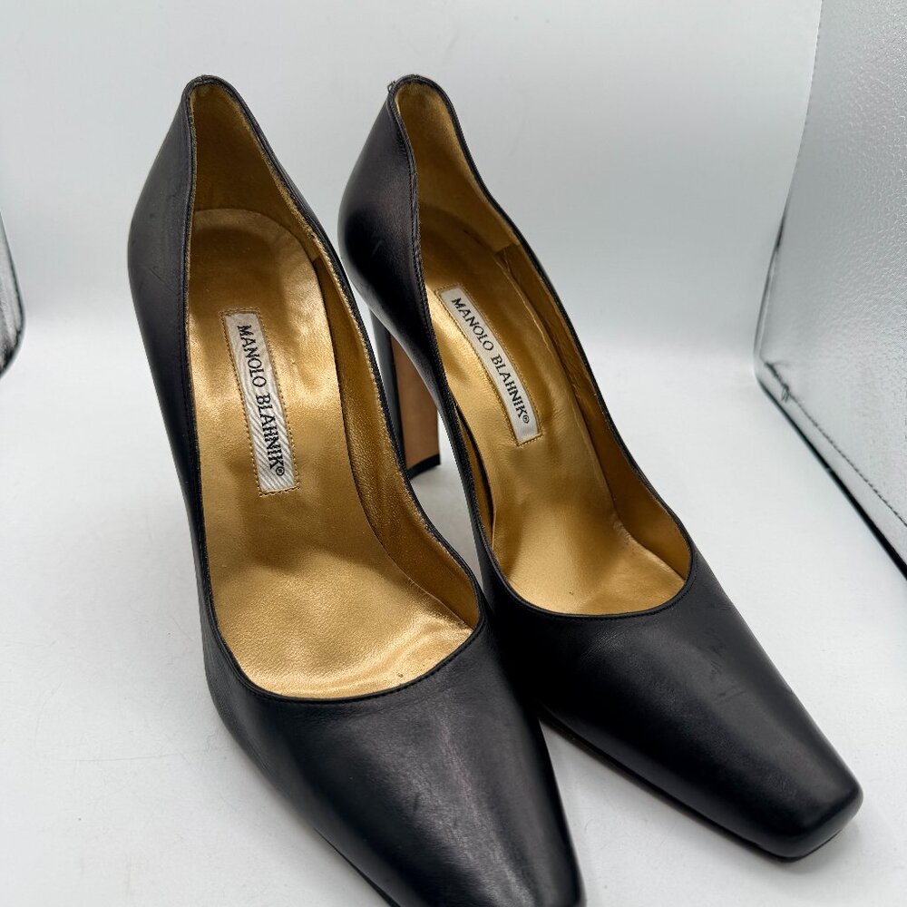 🖤 Manolo Blahnik Black Leather Square-Toe Pumps | IT 39.5 🖤